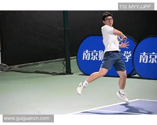 南京网球队耐力训练的秘密与挑战：聚焦网球运动员的坚持与突破