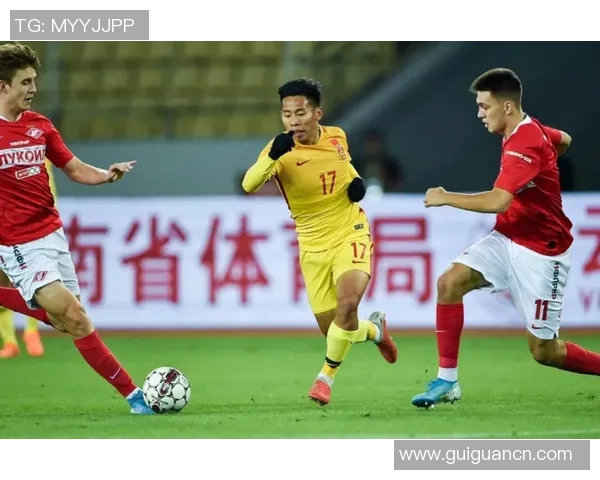 广州足球队在钻石联赛中的逆袭之旅展现了不屈精神与团队力量