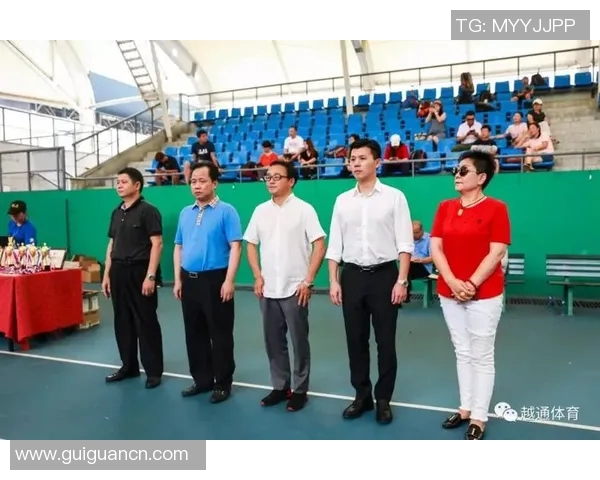 深圳网球队荣登全国网球配合排行榜第六名展现强大实力和团队精神 深圳网球队荣登全国网球配合排行榜第六名展现强大实力和团队精神