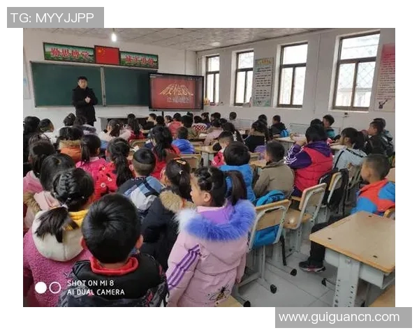 足球明星姚均晟的崛起之路与未来发展展望 足球明星姚均晟的崛起之路与未来发展展望