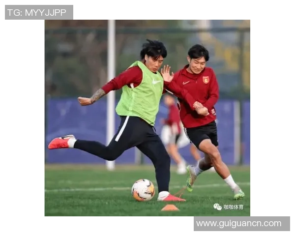 足球明星畅谈人生经历与职业挑战的精彩问答分享 足球明星畅谈人生经历与职业挑战的精彩问答分享